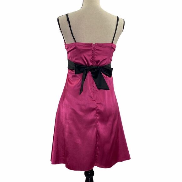 WINDSOR Fuchsia Mini Sleeveless Dress w/ Bow 11 - Picture 3 of 10